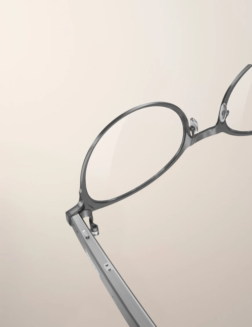 Titanium frame detail