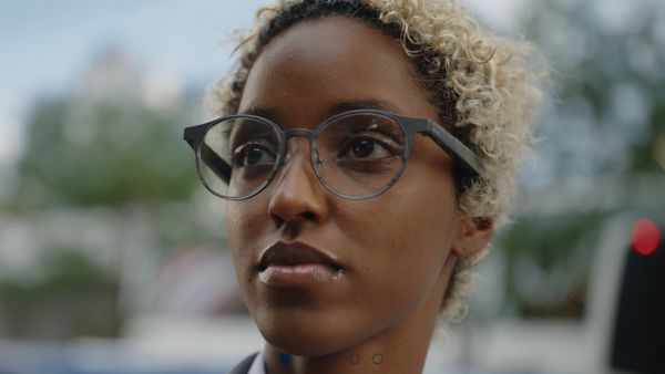 The Comprehensive Guide to Wearing Smart Glasses All Day Long