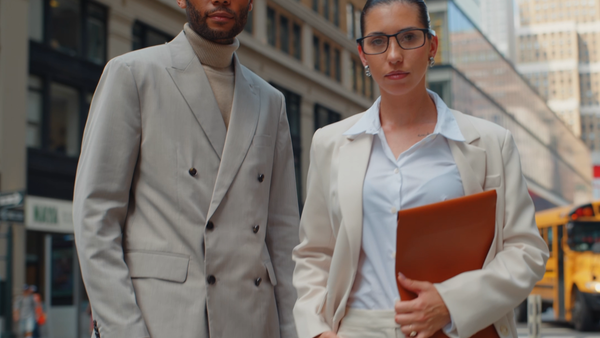Beyond the Hype: Finding Your Perfect Apple Vision Pro Alternative - Dymesty AI Glasses