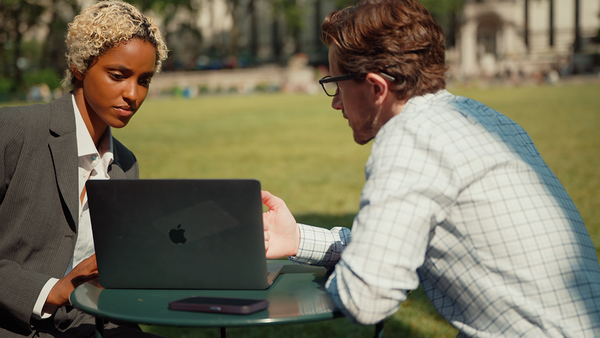 AI Smart Glasses for Reading vs. Work: Which Is Right for You?